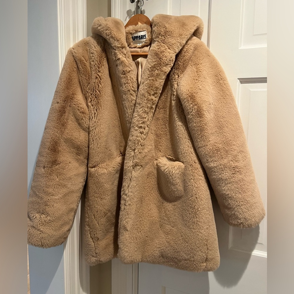 Apparis Plush Faux Fur Coat in Beige